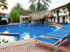 Ld Palm Beach Hotel Playa El Agua Esterno foto